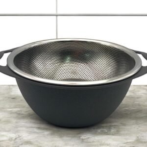 Dosthoff SS Strainer with ABS Plastic Bowl 22 cm