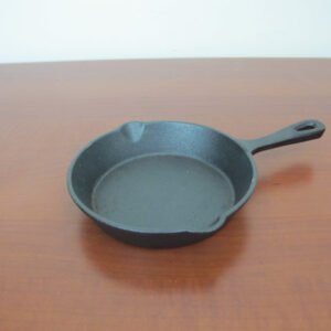 Small Cast Iron Skillet with handle