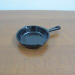 Melamine Small Skillet Shaped Bowl 15 x 21.5 x 3 cm