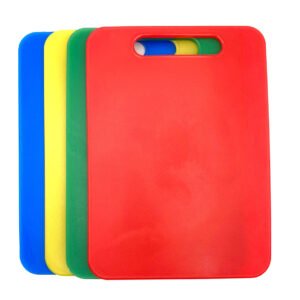 Thick plastic cutting board 24 x 34 cm