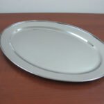 Thick oval stainless steel dish 50 cm