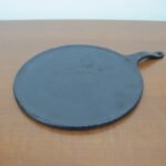 Round Plate with Handle 27 cm