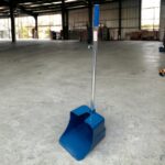 Heavy Duty Industrial Dustpan with Metallic Handle