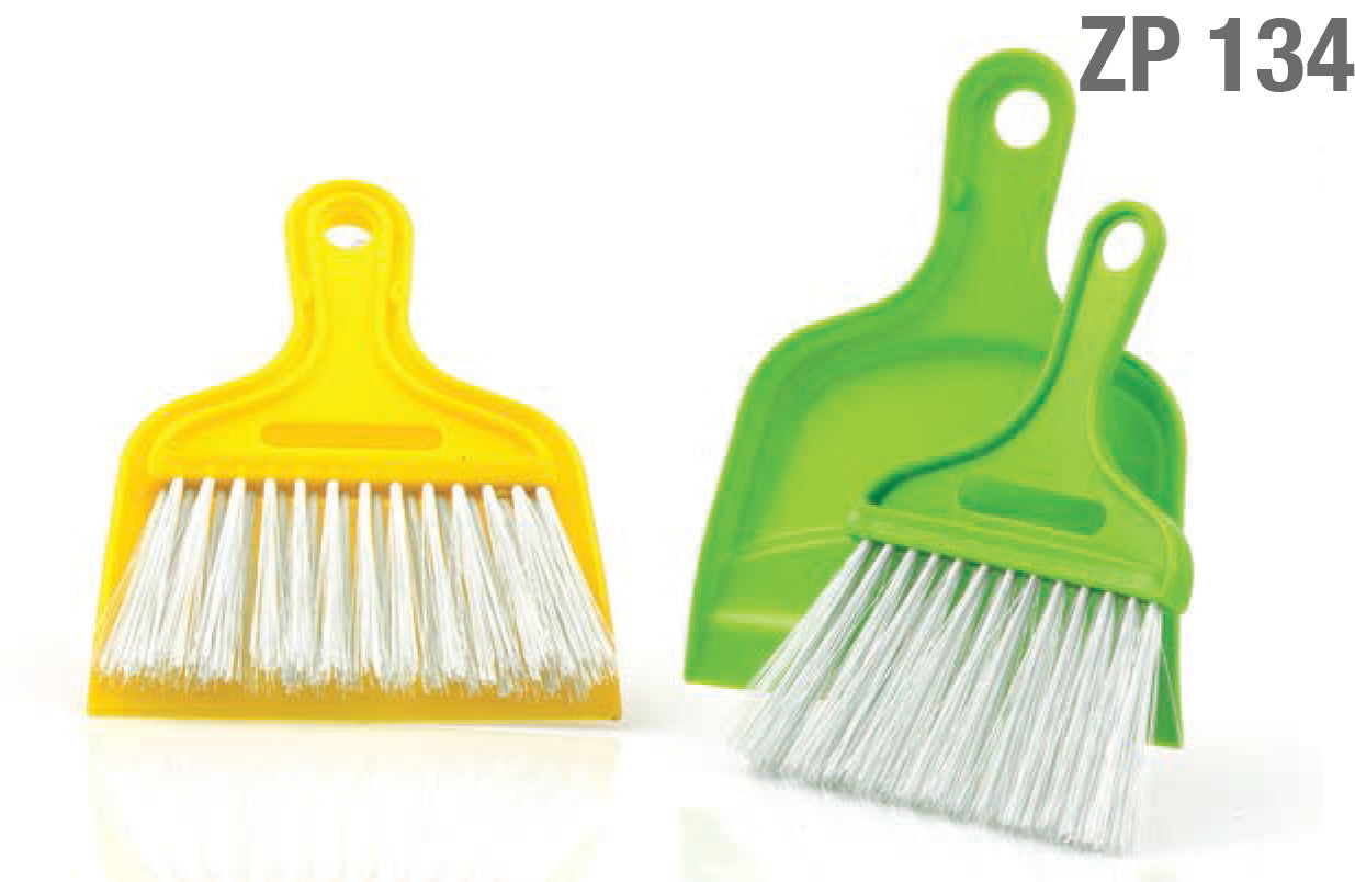 69d1780d3fa46736986ba924a58a24ce.jpg Small Brush and Dustpan Set