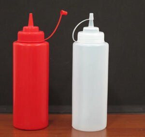 Sauce plastic bottle with cover 0.75 L