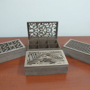 Small wooden Tea Box 6 compartments