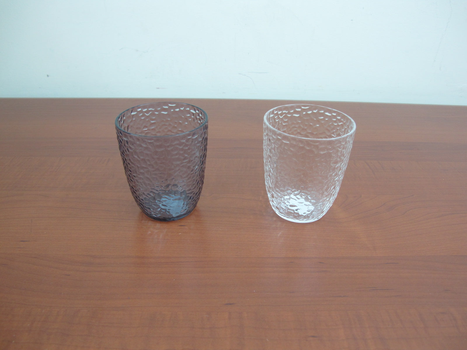 a547fca7dbdbc708164735f0f6018164.jpg Coral Acrylic Cup