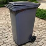 Heavy Duty Wastebin with Wheels 240 L