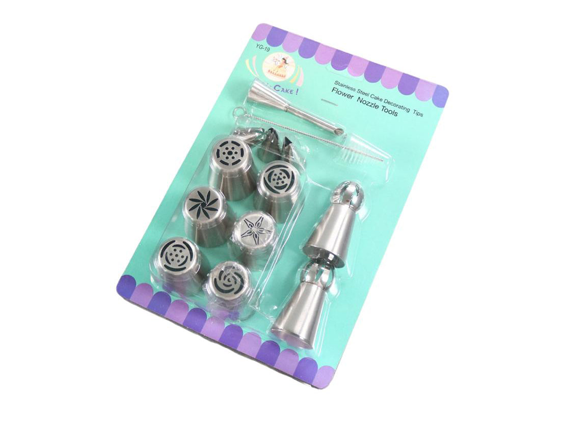 bedd609b82927a8ffc88d4b185f484e4.jpg 12 Stainless Steel Cream Bag Decoration Heads With Brush