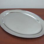 Thick oval stainless steel dish 55 cm