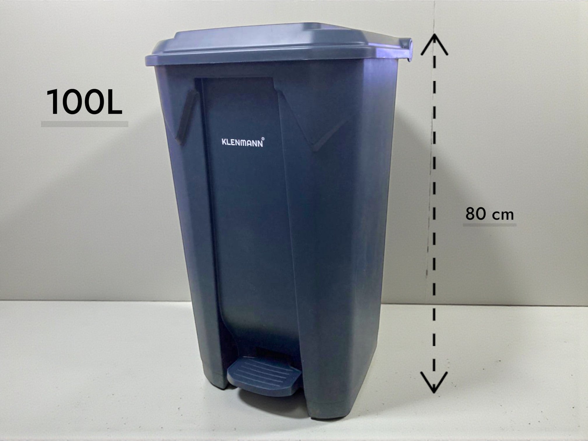 d29e4fbc27c829c35f068c46e0f617e2.jpg Heavy Duty Plastic Pedal Dustbin 100L