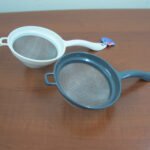 Fine Mesh Stainless Steel with plastic Strainer; 15.5 cm