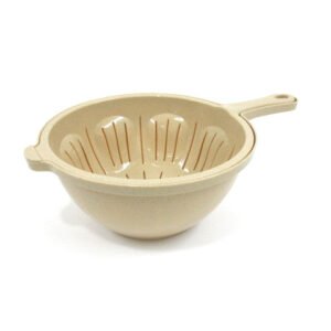 Plastic bowl and strainer set with long handle