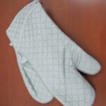 Insulated Grey Oven Gloves 30 cm