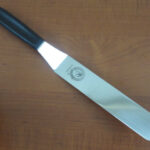 Angled Spatula with Black Handle 30.5cm