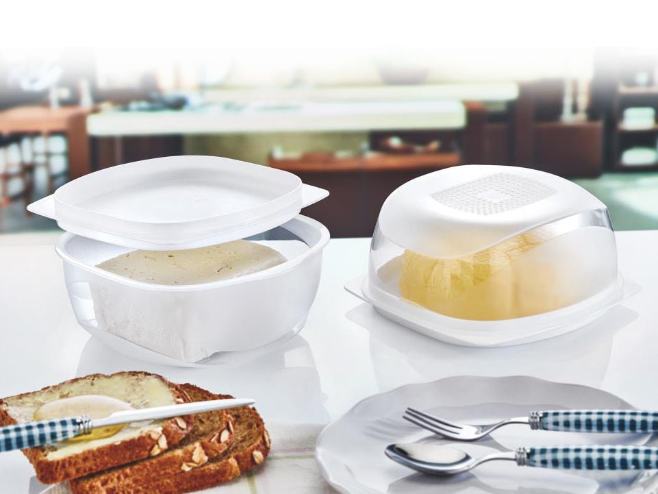 f513d4f6752a4db8a16c49c34800771f.jpg Small Plastic Cheese Keeper and Presentation Board